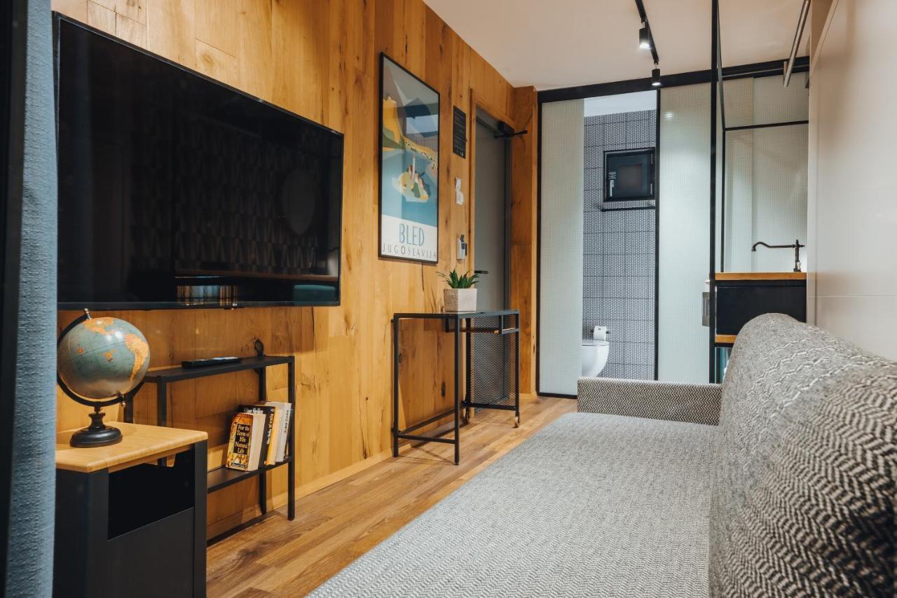 City Glamping By One66 Hotel Lubiana Esterno foto