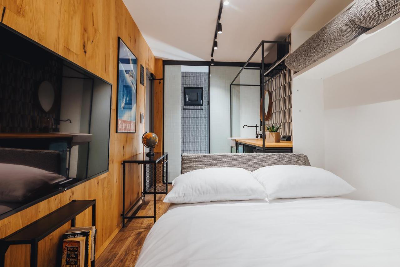 City Glamping By One66 Hotel Lubiana Esterno foto