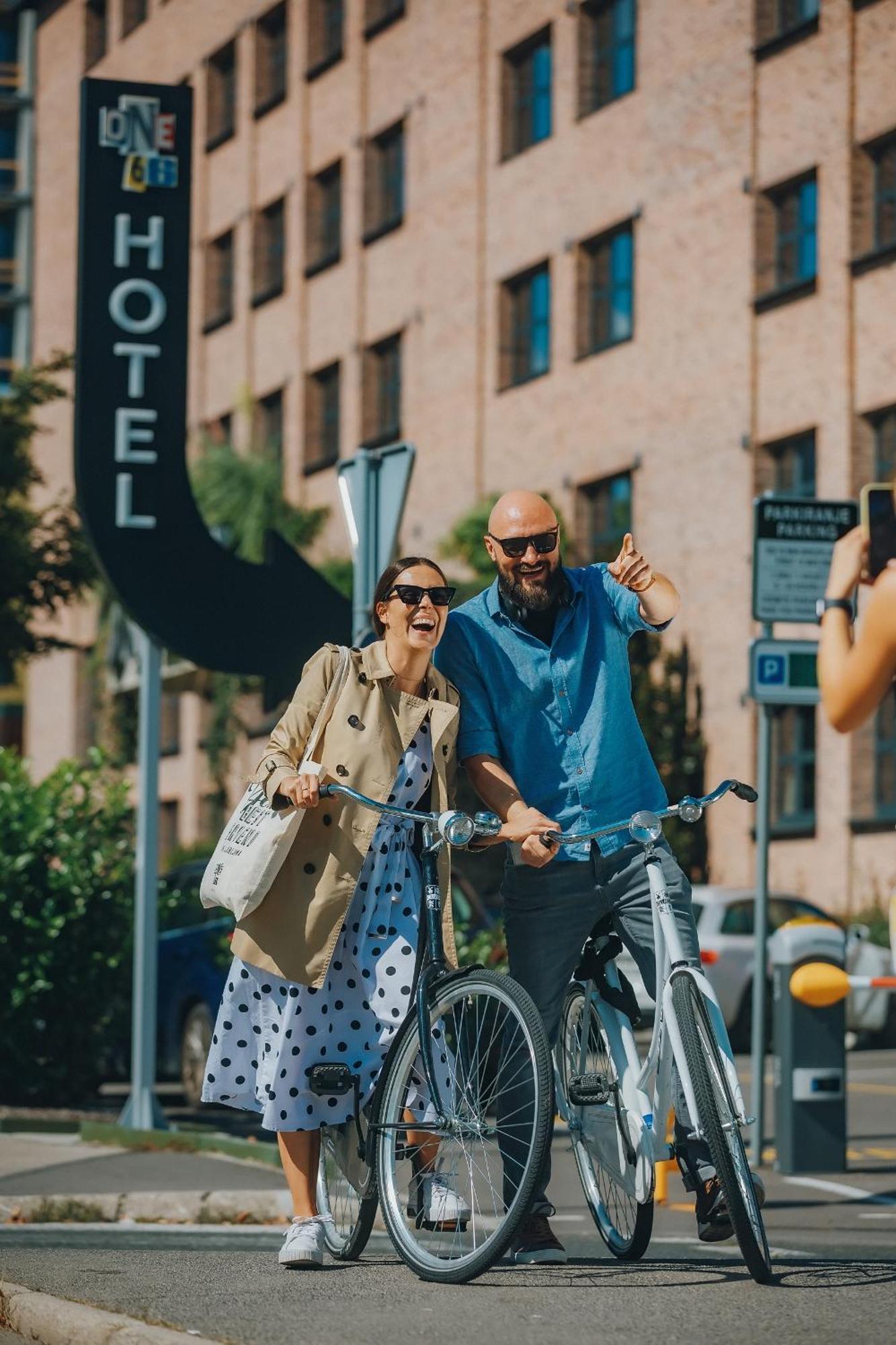 City Glamping By One66 Hotel Lubiana Esterno foto